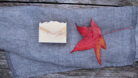 Le Savon/ Gesichtsseife / Körperseife / Naturseife Zaubernuss / Saflor-Extrakt