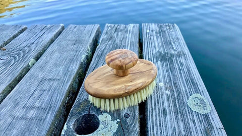 Badebürste, Massagebürste aus Olivenholz