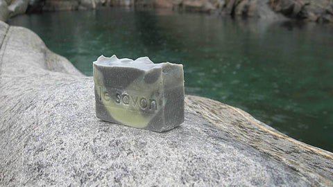 Handgefertigte Naturseife Bay Rum