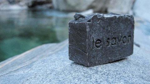 Handgefertigte Naturseife Gentleman / Aktivkohle